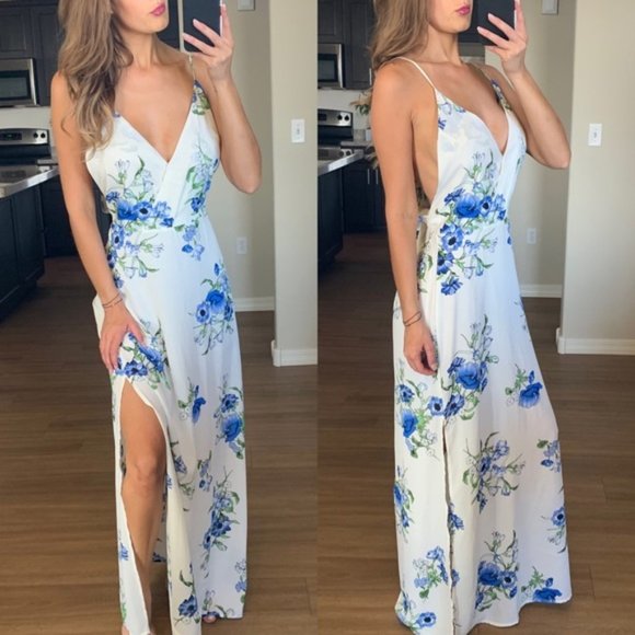Dresses & Skirts - Lush White Blue Floral Side Slit Maxi Dress Large